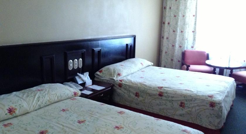 Hotel Real De Uruapan Uruapan  Bagian luar foto