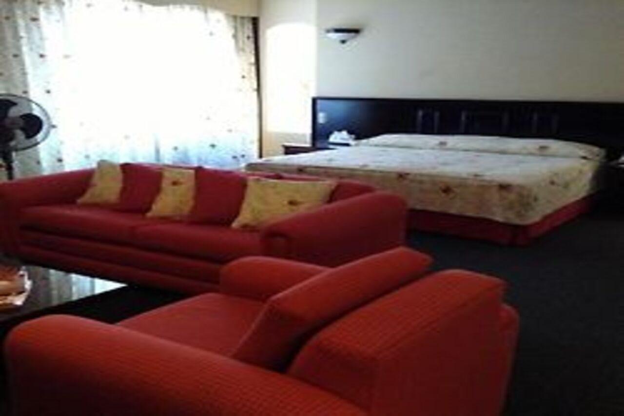 Hotel Real De Uruapan Uruapan  Bagian luar foto