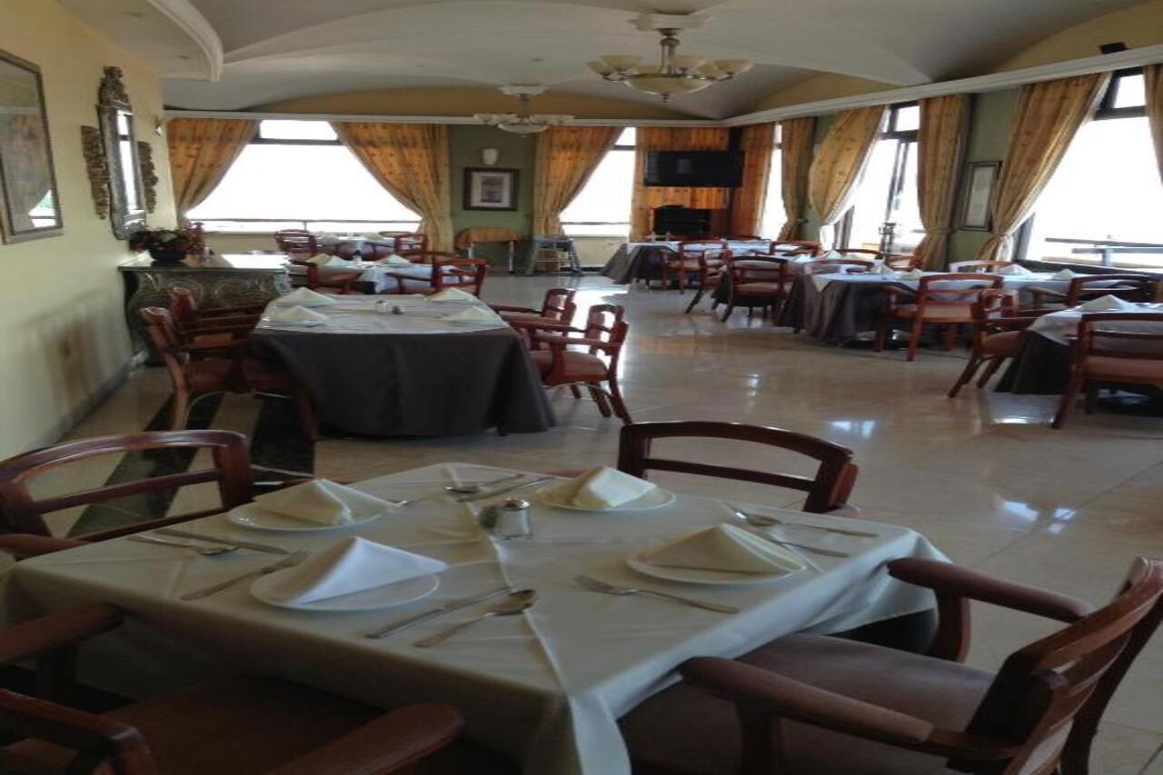 Hotel Real De Uruapan Uruapan  Bagian luar foto