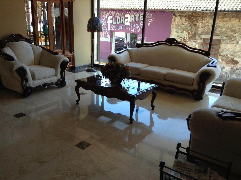 Hotel Real De Uruapan Uruapan  Bagian luar foto