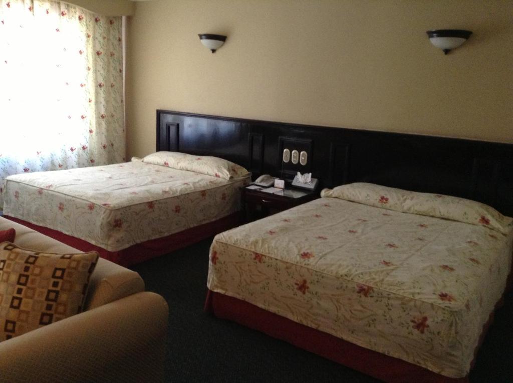 Hotel Real De Uruapan Uruapan  Bagian luar foto